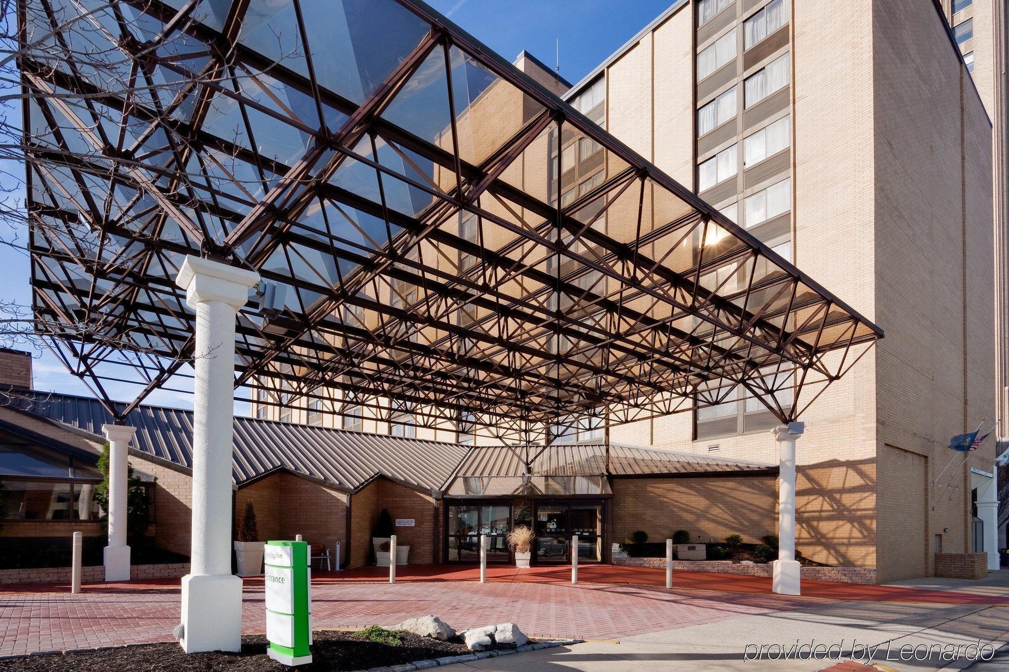 Holiday Inn Allentown Center City Exterior photo